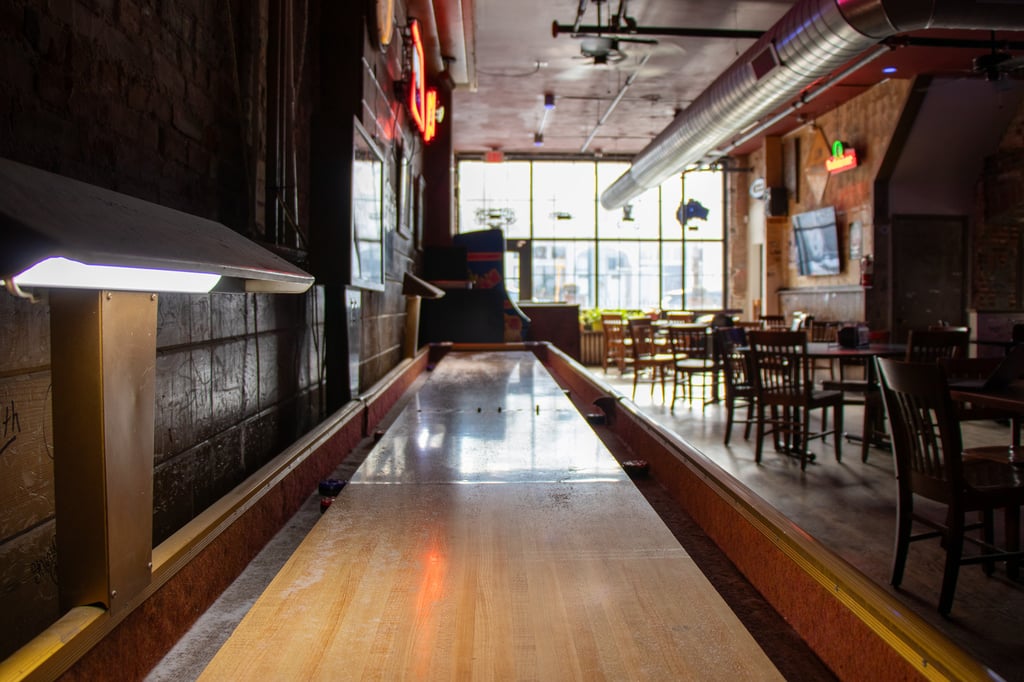 Shuffleboard table